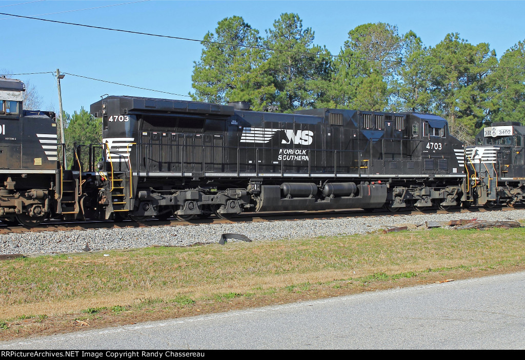 NS 4703 Train 191